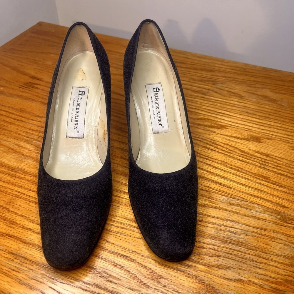 Etienne Aigner Women's Gray Flannel 8.5 Pumps